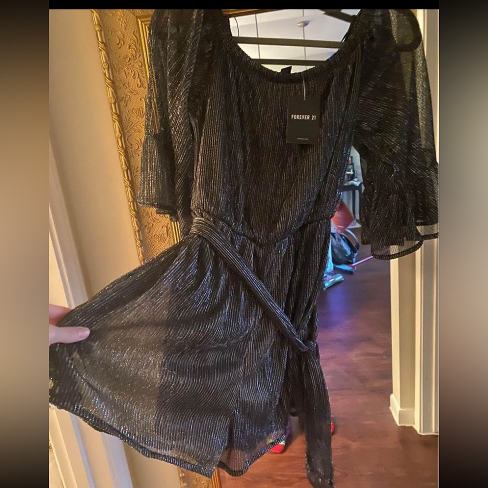 Black & Sliver Shimmered Romper - Forever 21